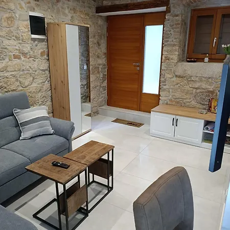 Appartement 4* Ester *