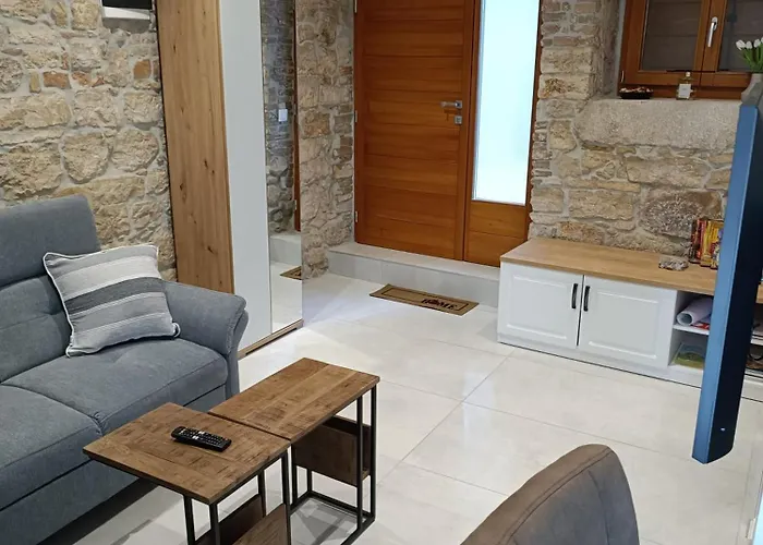 Apartment 4* Ester *